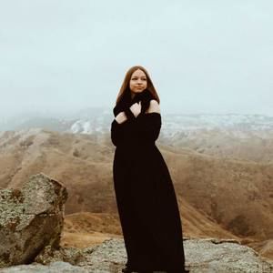 Meet your Posher, Abbie